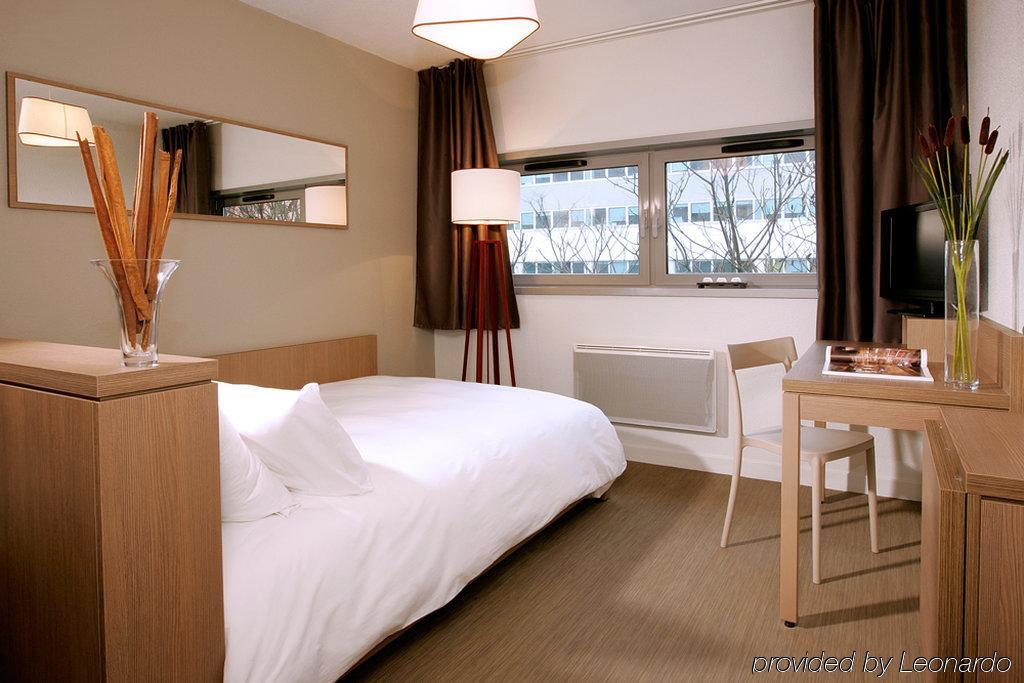 Appart'City Confort Niort Centre Aparthotel Quarto foto